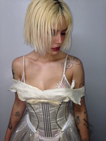 🔥 Halsey leaked private photo uncensored full