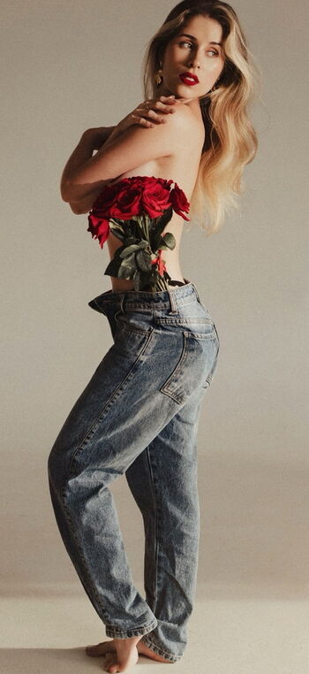 🔥 Heidy pino  page leaked private photo uncensored full