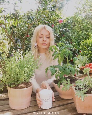 🔥 Holly willoughby page leaked private photo uncensored full