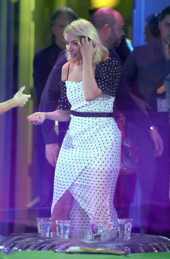 🔥 Holly willoughby page leaked private photo uncensored full