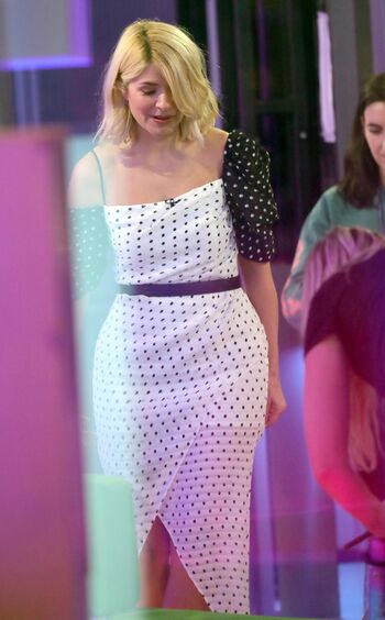 🔥 Holly willoughby page leaked private photo uncensored full