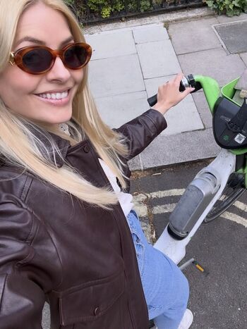 🔥 Holly willoughby leaked private photo uncensored full