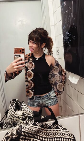 🔥 Hoolabaloobaa leaked private photo uncensored full