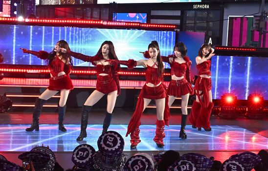 🔥 Huh yunjin  page leaked private photo uncensored full