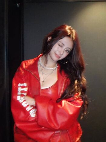 🔥 Huh yunjin  page leaked private photo uncensored full