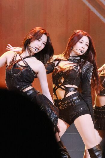 🔥 Huh yunjin  page leaked private photo uncensored full