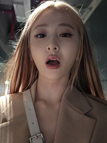 🔥 Huh yunjin  page leaked private photo uncensored full