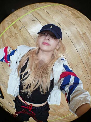 🔥 Huh yunjin  page leaked private photo uncensored full