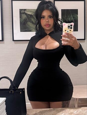 🔥 Iluvcinnie page leaked private photo uncensored full