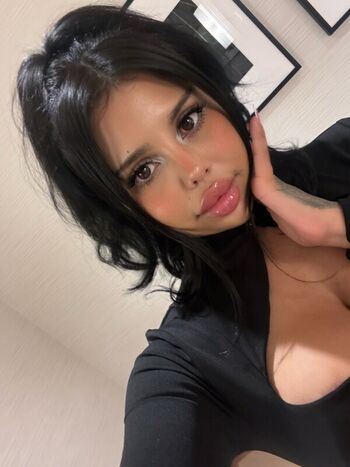 🔥 Iluvcinnie page leaked private photo uncensored full