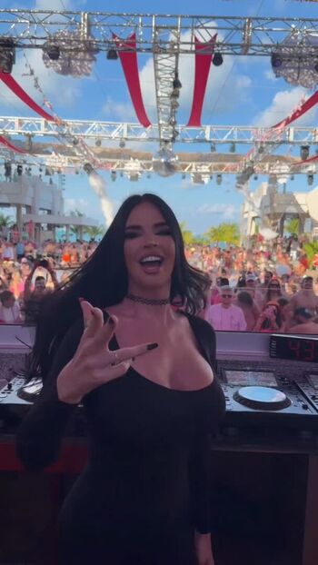 🔥 Ivana knoll page leaked private photo uncensored full