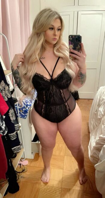 🔥 Izzywaifu leaked private photo uncensored full