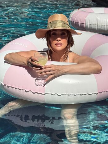 🔥 Jennifer lopez  page leaked private photo uncensored full