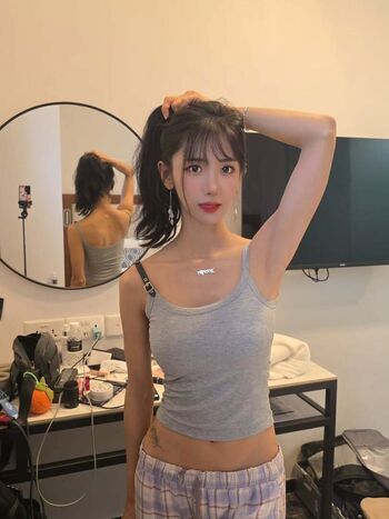 🔥 Jinnytty page leaked private photo uncensored full