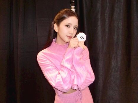 🔥 Jisoo leaked private photo uncensored full