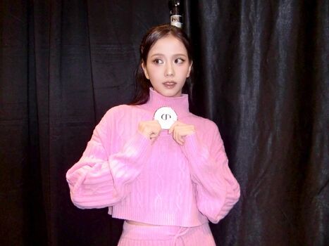 🔥 Jisoo leaked private photo uncensored full