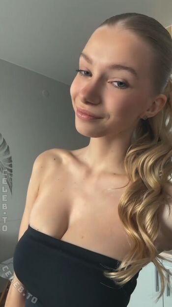 🔥 Juli stellare page leaked private photo uncensored full