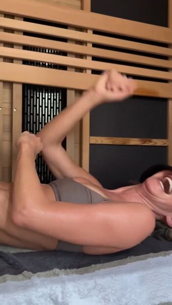 🔥 Julianne hough page leaked private photo uncensored full