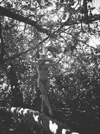 🔥 Julianne hough page leaked private photo uncensored full