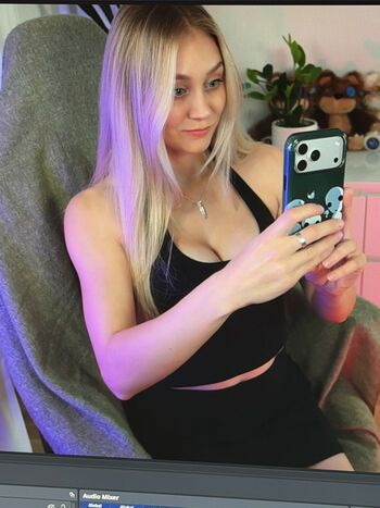 🔥 Kandyland page leaked private photo uncensored full