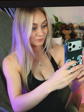 🔥 Kandyland page leaked private photo uncensored full