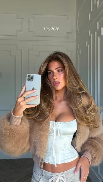 🔥 Kara del toro page leaked private photo uncensored full
