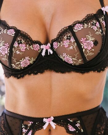 🔥 Kara del toro page leaked private photo uncensored full