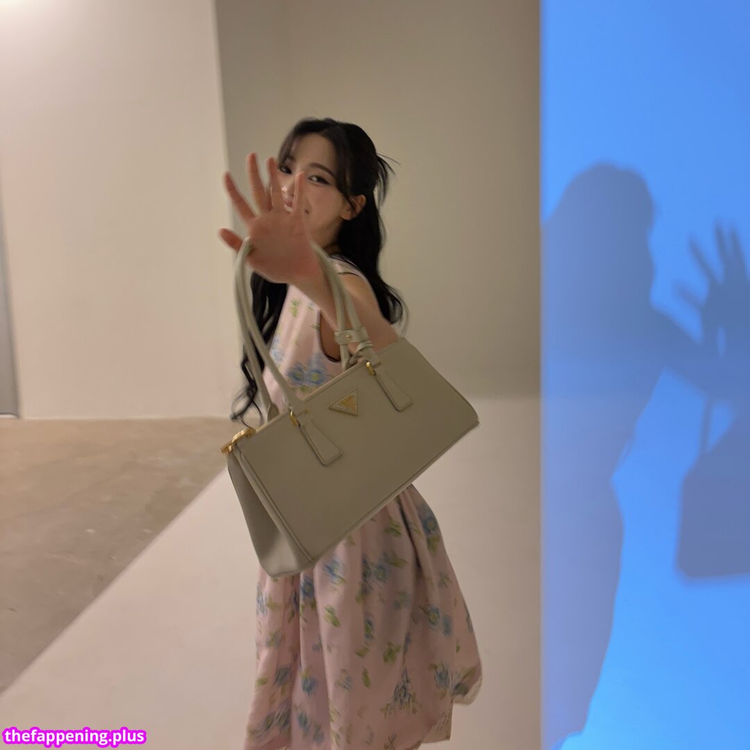 🔥 Photos/l/i/linda lanu //linda lanu   s.jpg leaked private photo uncensored full