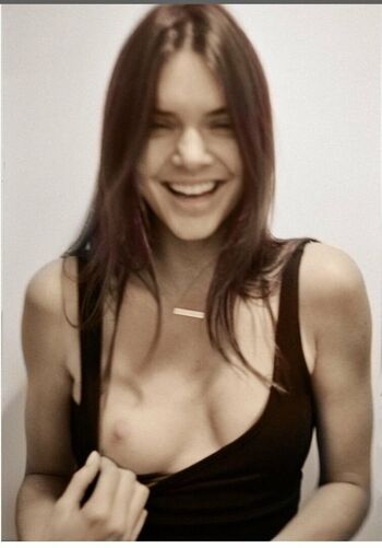 🔥 Kendall jenner  page leaked private photo uncensored full