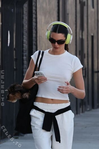 🔥 Kendall jenner  page leaked private photo uncensored full