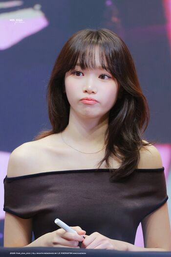 🔥 Kim chaewon  page leaked private photo uncensored full