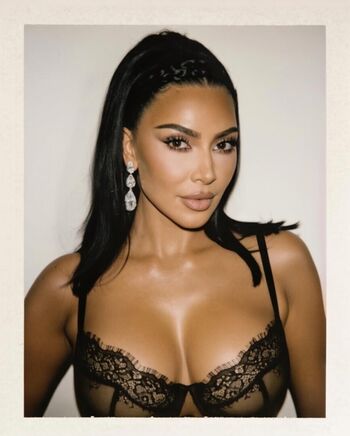 🔥 Kim kardashian  page leaked private photo uncensored full