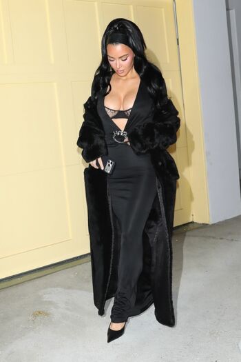 🔥 Kim kardashian  page leaked private photo uncensored full