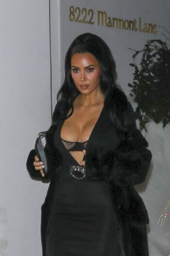 🔥 Kim kardashian  page leaked private photo uncensored full