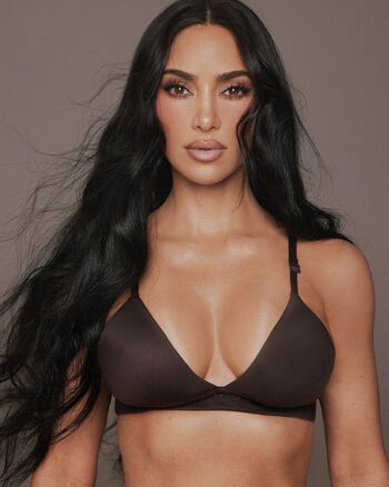 🔥 Kim kardashian  page leaked private photo uncensored full