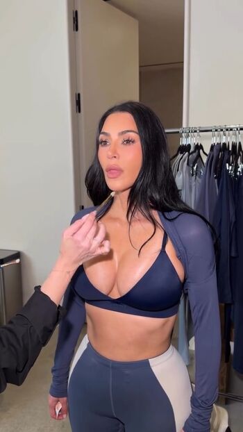 🔥 Kim kardashian  page leaked private photo uncensored full