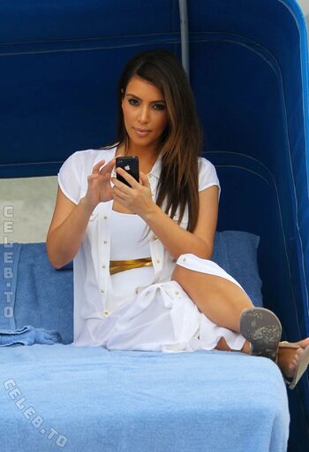 🔥 Kim kardashian  page leaked private photo uncensored full