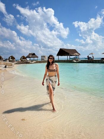 🔥 Kira kosarin  page leaked private photo uncensored full