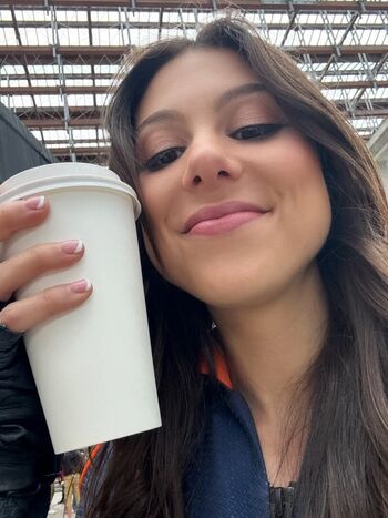 🔥 Kira kosarin  page leaked private photo uncensored full