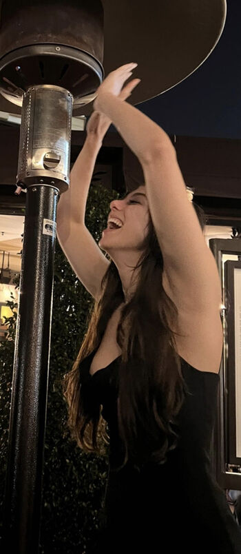 🔥 Kira kosarin  page leaked private photo uncensored full