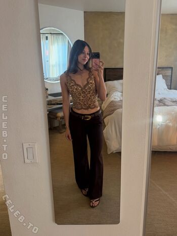 🔥 Kira kosarin  page leaked private photo uncensored full