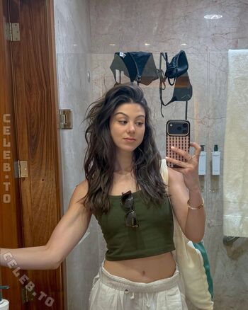 🔥 Kira kosarin  page leaked private photo uncensored full