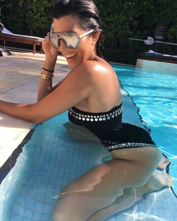🔥 Kourtney kardashian page leaked private photo uncensored full