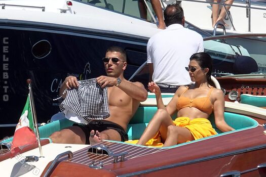 🔥 Kourtney kardashian page leaked private photo uncensored full