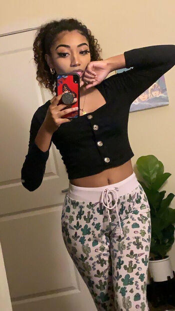 🔥 Krystalogy leaked private photo uncensored full