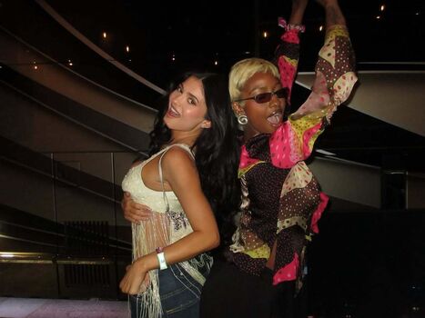 🔥 Kylie jenner  page leaked private photo uncensored full