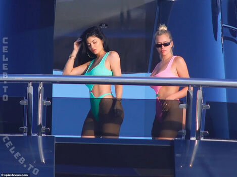 🔥 Kylie jenner  page leaked private photo uncensored full