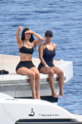 🔥 Kylie jenner  page leaked private photo uncensored full