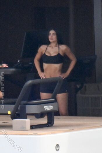 🔥 Kylie jenner  page leaked private photo uncensored full