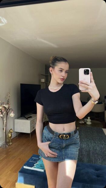 🔥 Lea elui page leaked private photo uncensored full